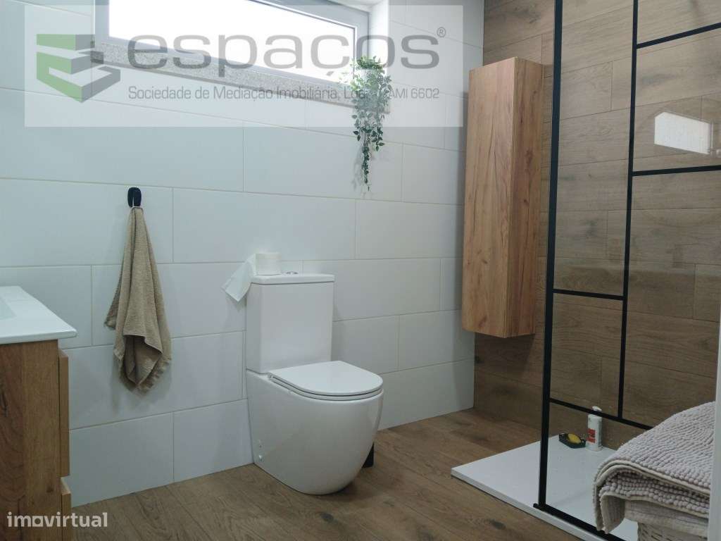 Apartamento T2 com Terraço, em Alcains, Castelo Branco-12