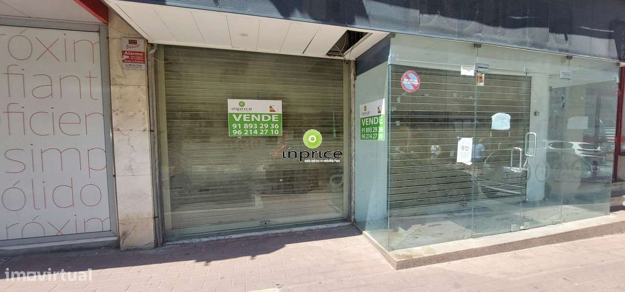 INVESTIMENTO - Venda Conjunta de 2 Lojas Contíguas no Centro do Prior-4