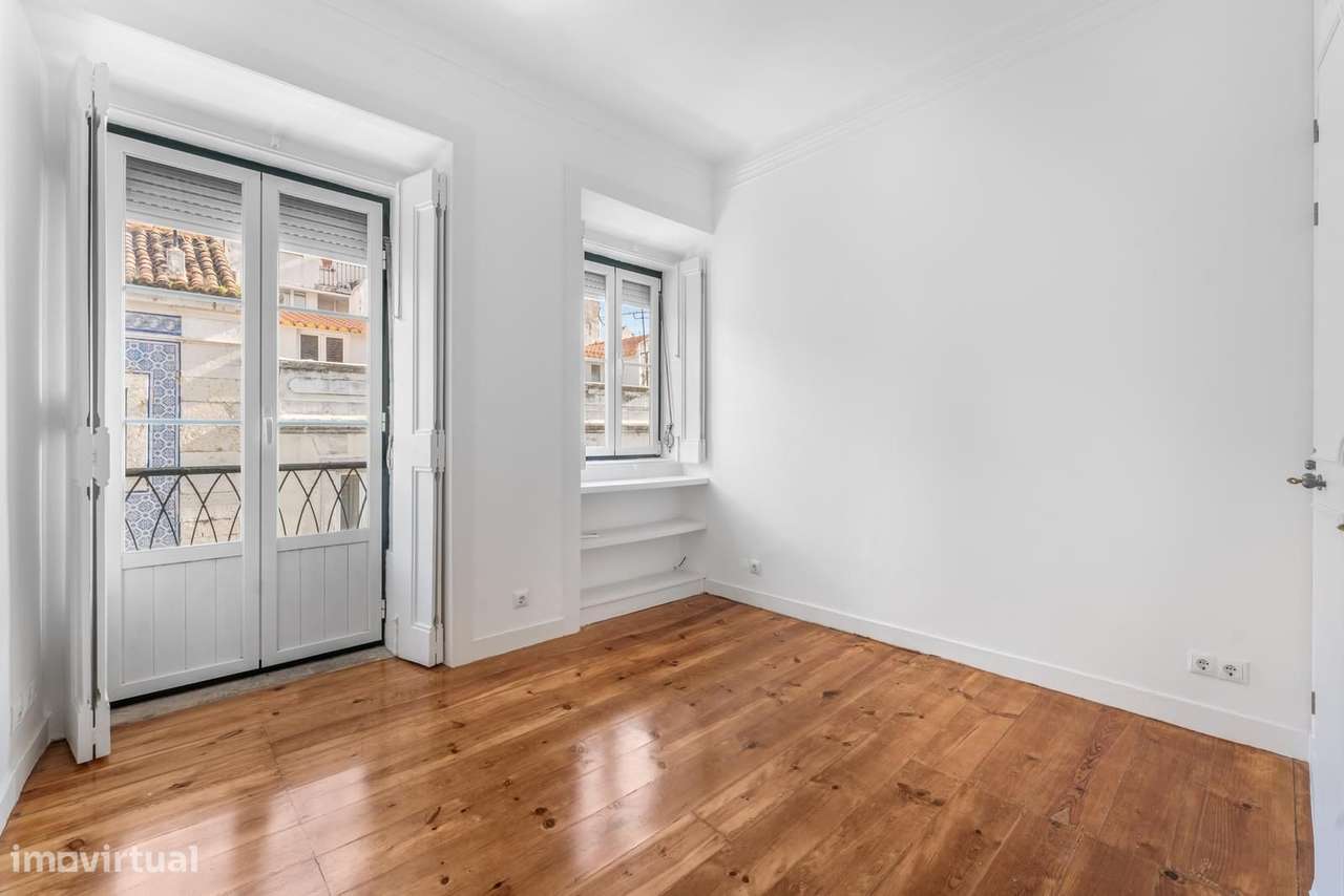 Apartamento T2 com vista, Príncipe Real, Lisboa-5