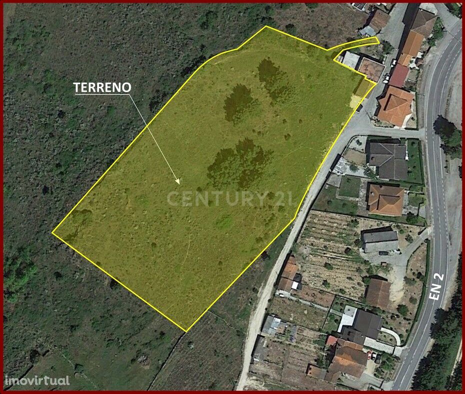 Terreno em zona de construção a 100m da EN2