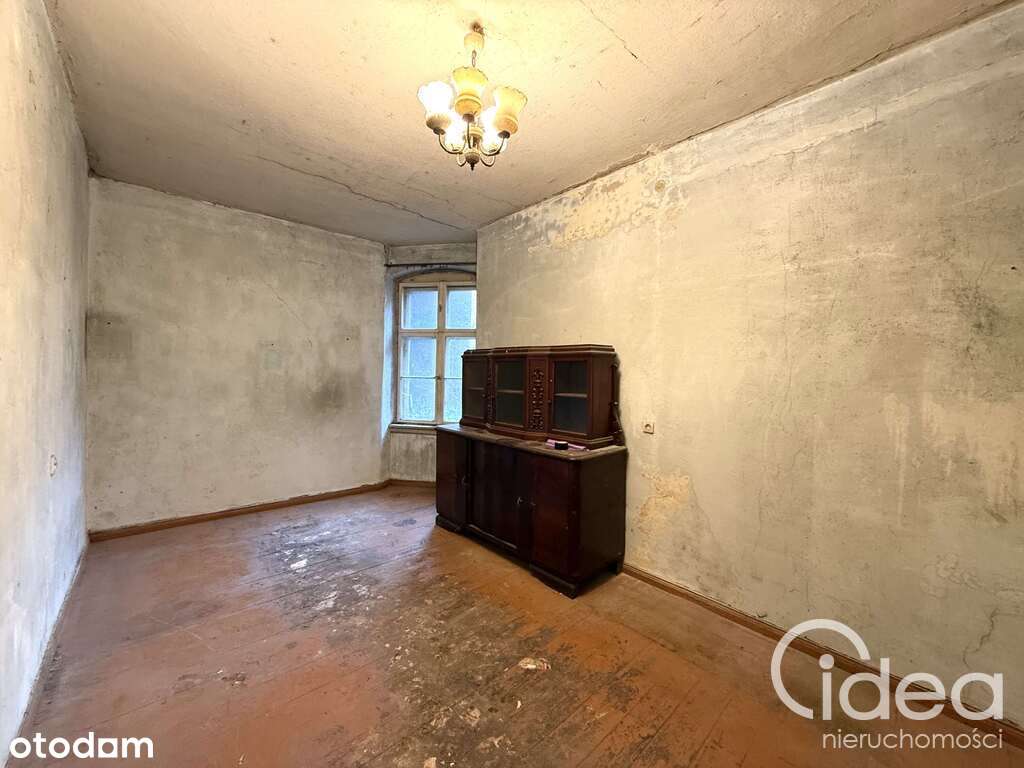 Centrum, balkon, 3 pokoje, 73,17m2, do remontu-5