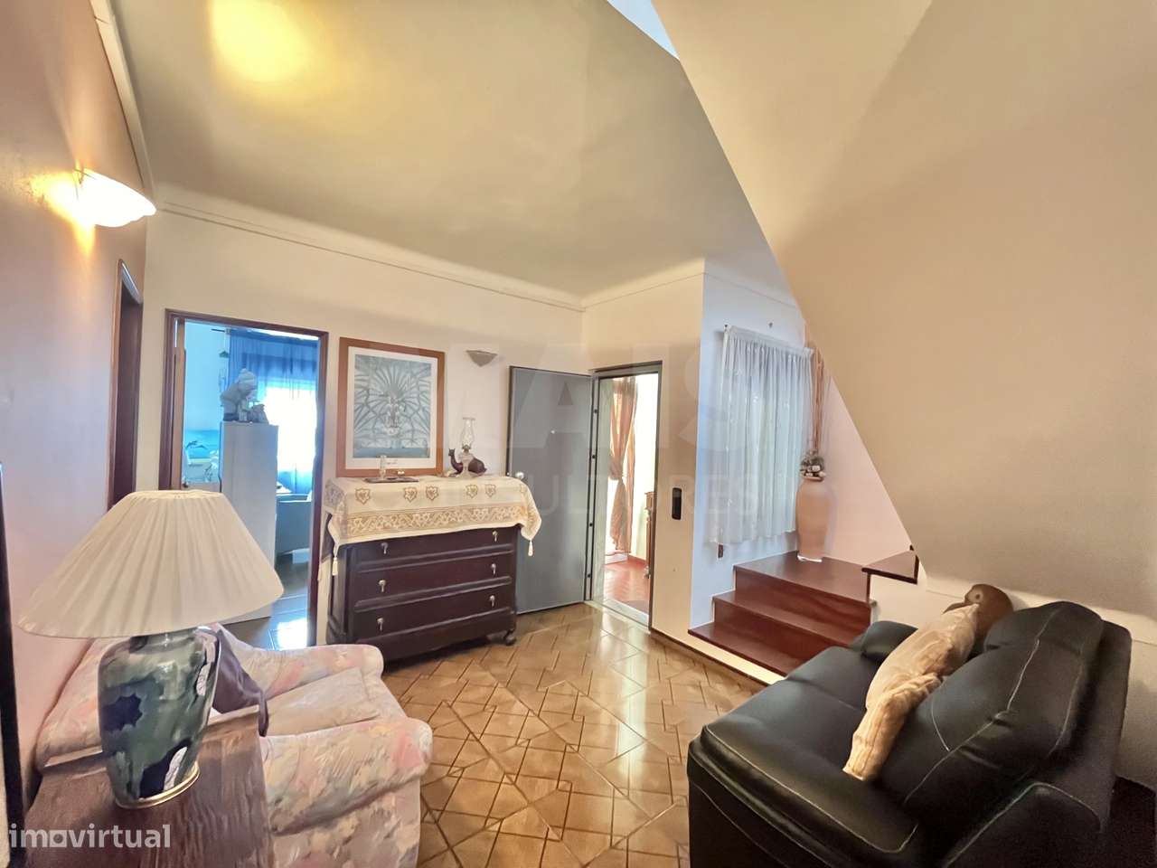 Moradia térrea com sótão e logradouro em Samora Correia - Grande imagem: 4/26