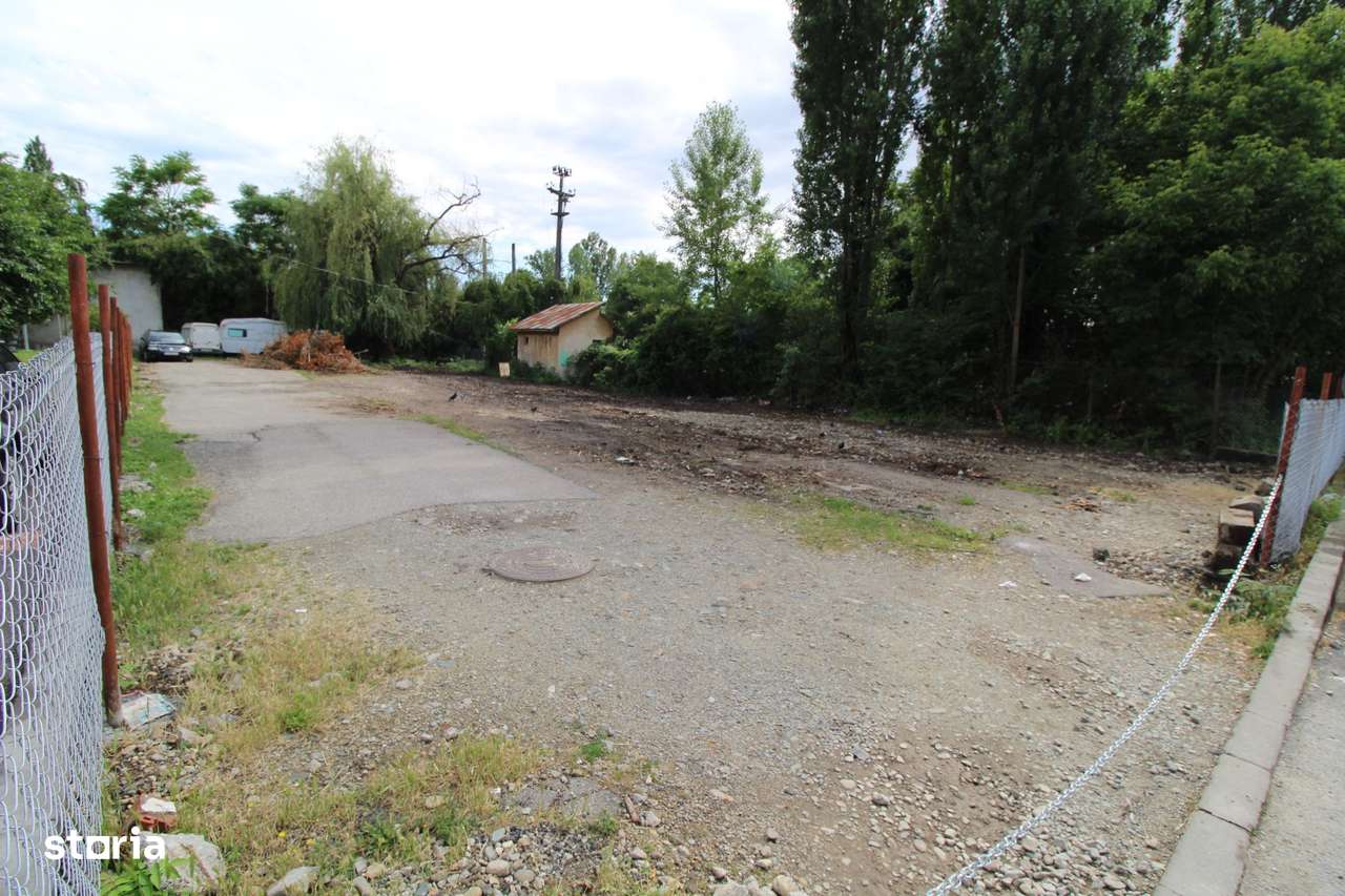 Teren intravilan de vanzare, 702 mp, zona 9 mai-3