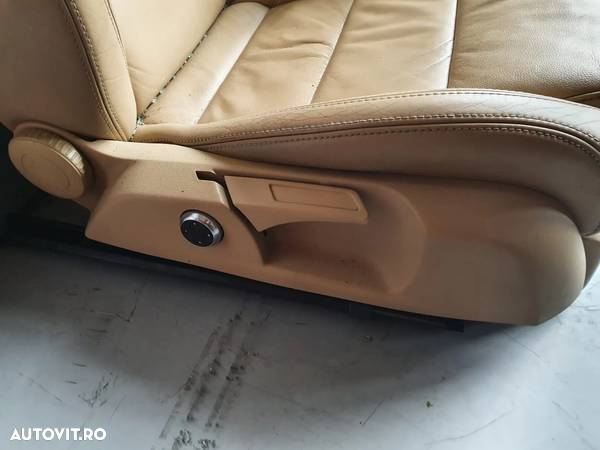 Interior din piele crem pentru VW Jetta an 2007 - 3