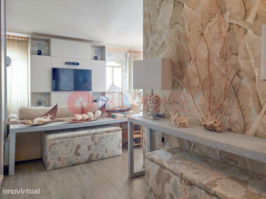 Apartamento T1+1 remodelado com vista mar em primeira linha - Quart...-7