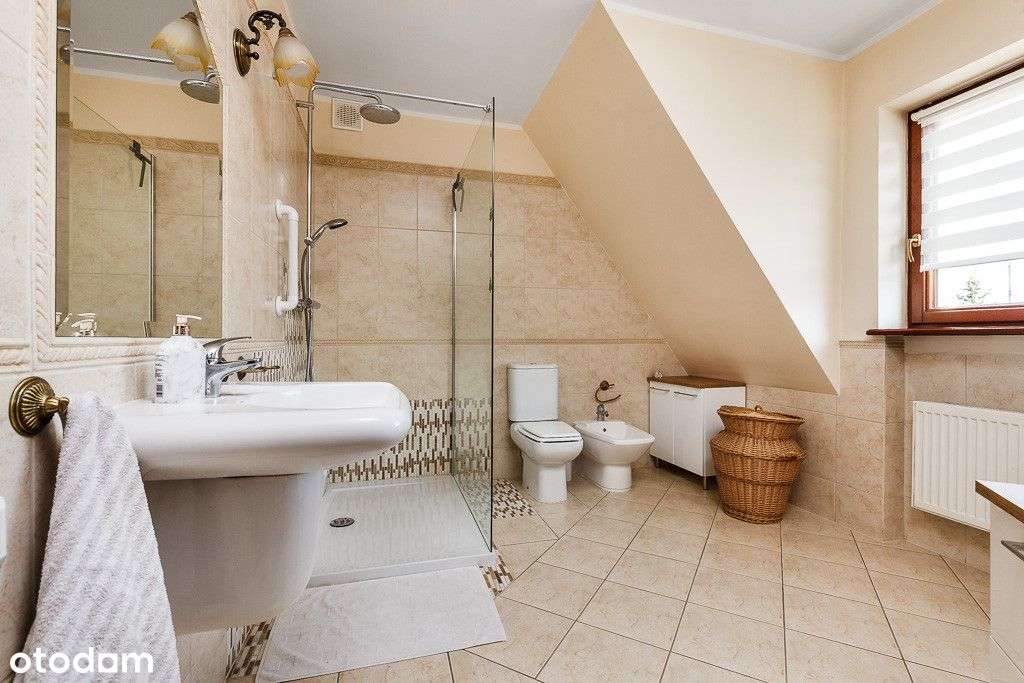 Unikalny dom przy lesie w Rumi-19