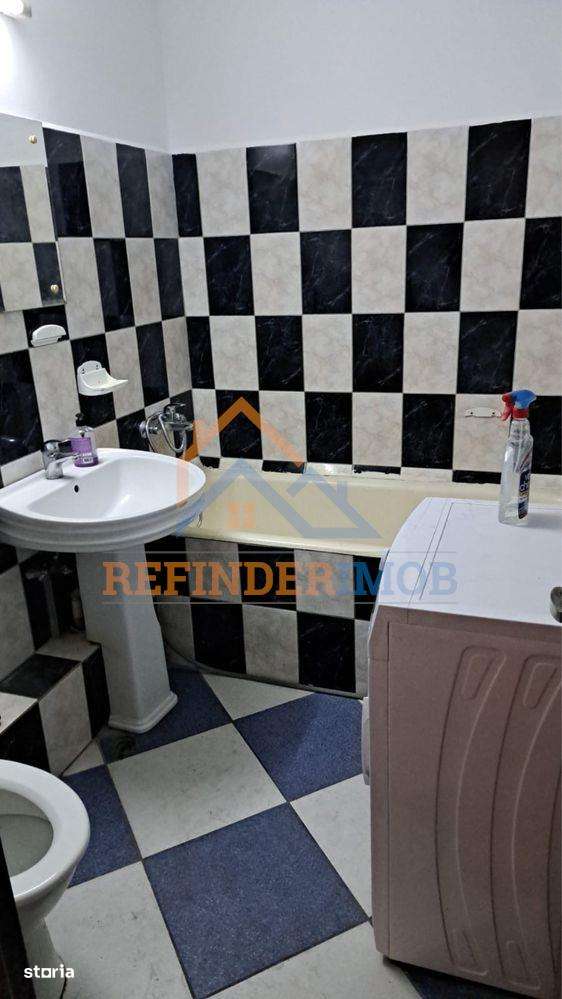 Apartament de vanzare cu 2 camere, zona Calea Mosilor-9