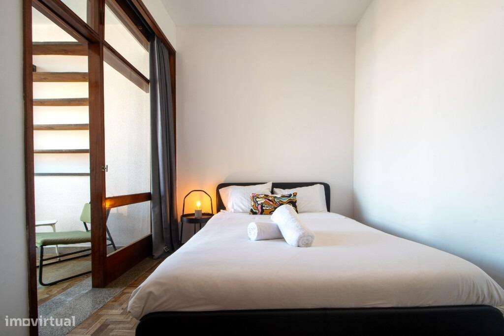 Apartamento T4 na Rua Almirante Leote do Rego no Porto - Grande imagem: 2/23