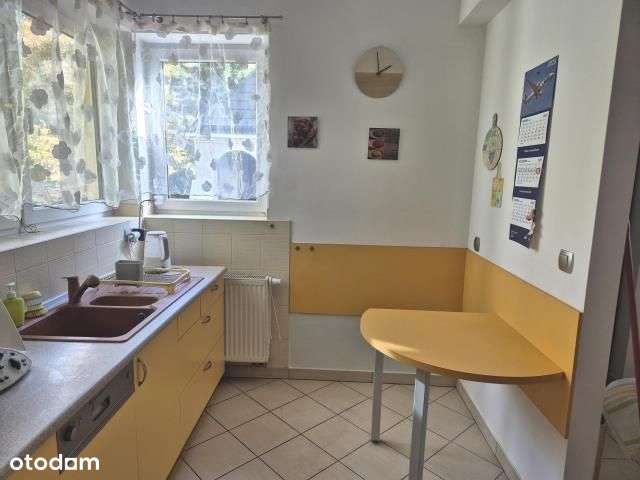 Komorów dwa domy blisko Wkd-7