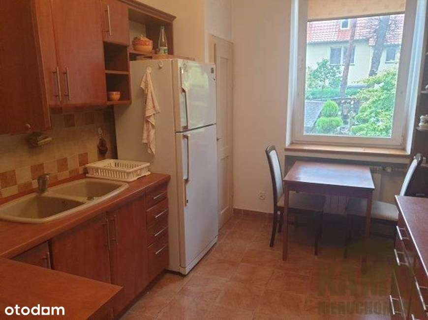 Przystosowane dla osoby niepełnosprawnej; z tarasem i ogrodem - Pełny obrazek: 4/10