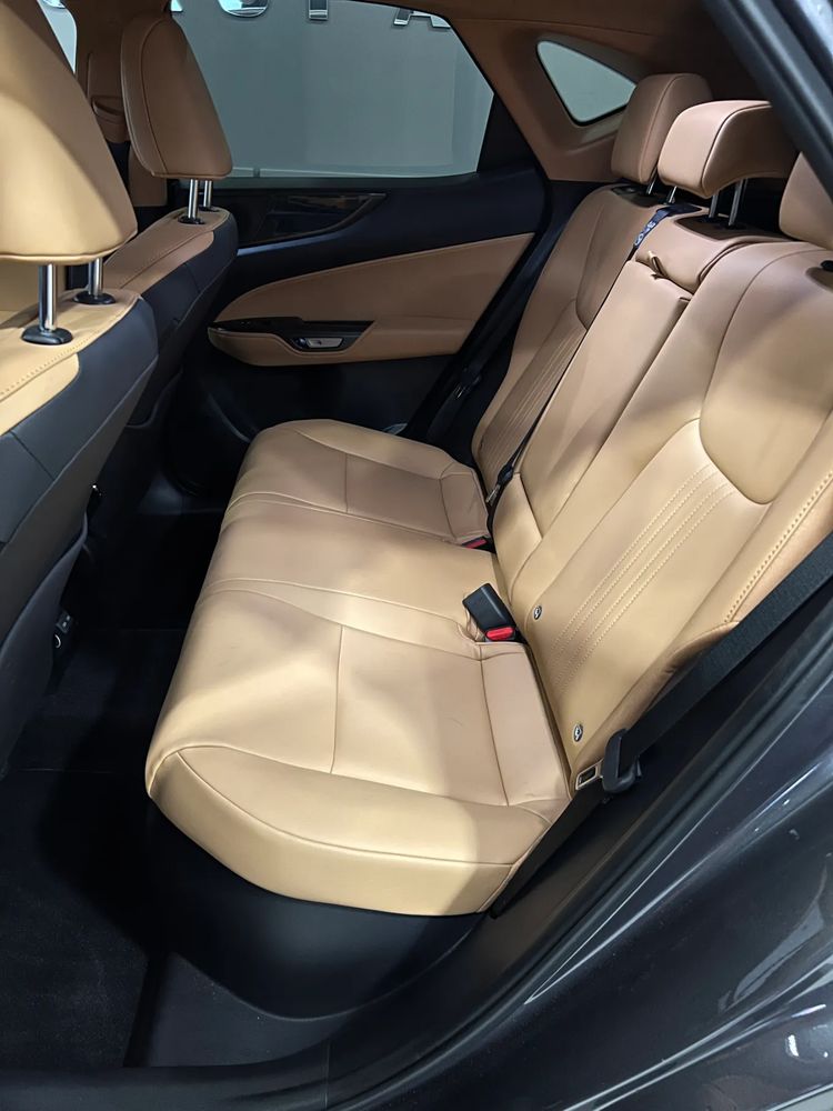 Lexus Nx Lexus NX350h 2,5 Hybrid 243 KM Prestige Salon Polska FV23%