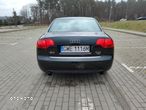 Audi A4 Avant 2.0T FSI Quattro - 12