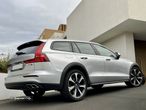 Volvo V60 Cross Country D4 AWD Geartronic Pro - 2