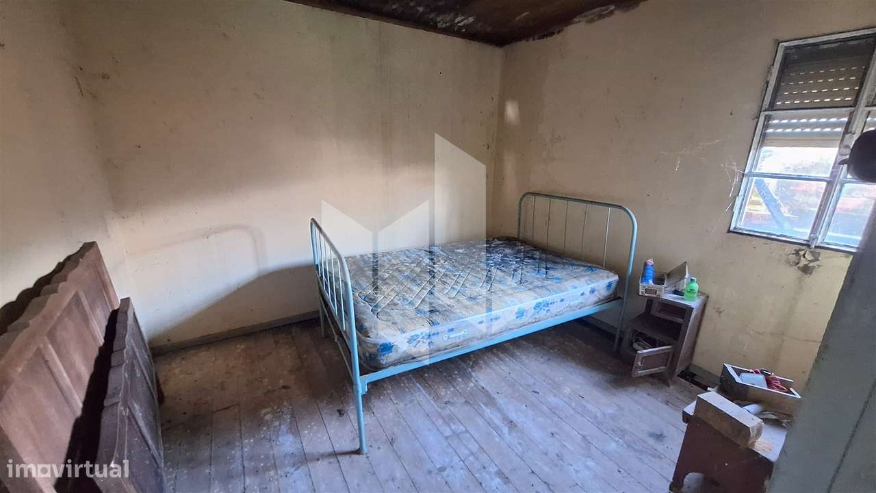 Moradia Devoluta T1 Venda em Molelos,Tondela - Grande imagem: 2/19