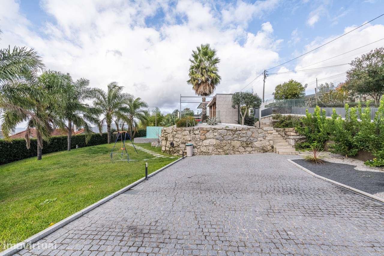 Morada individual com 4 suítes e piscina em Geraz do Minho - Póvoa de-40