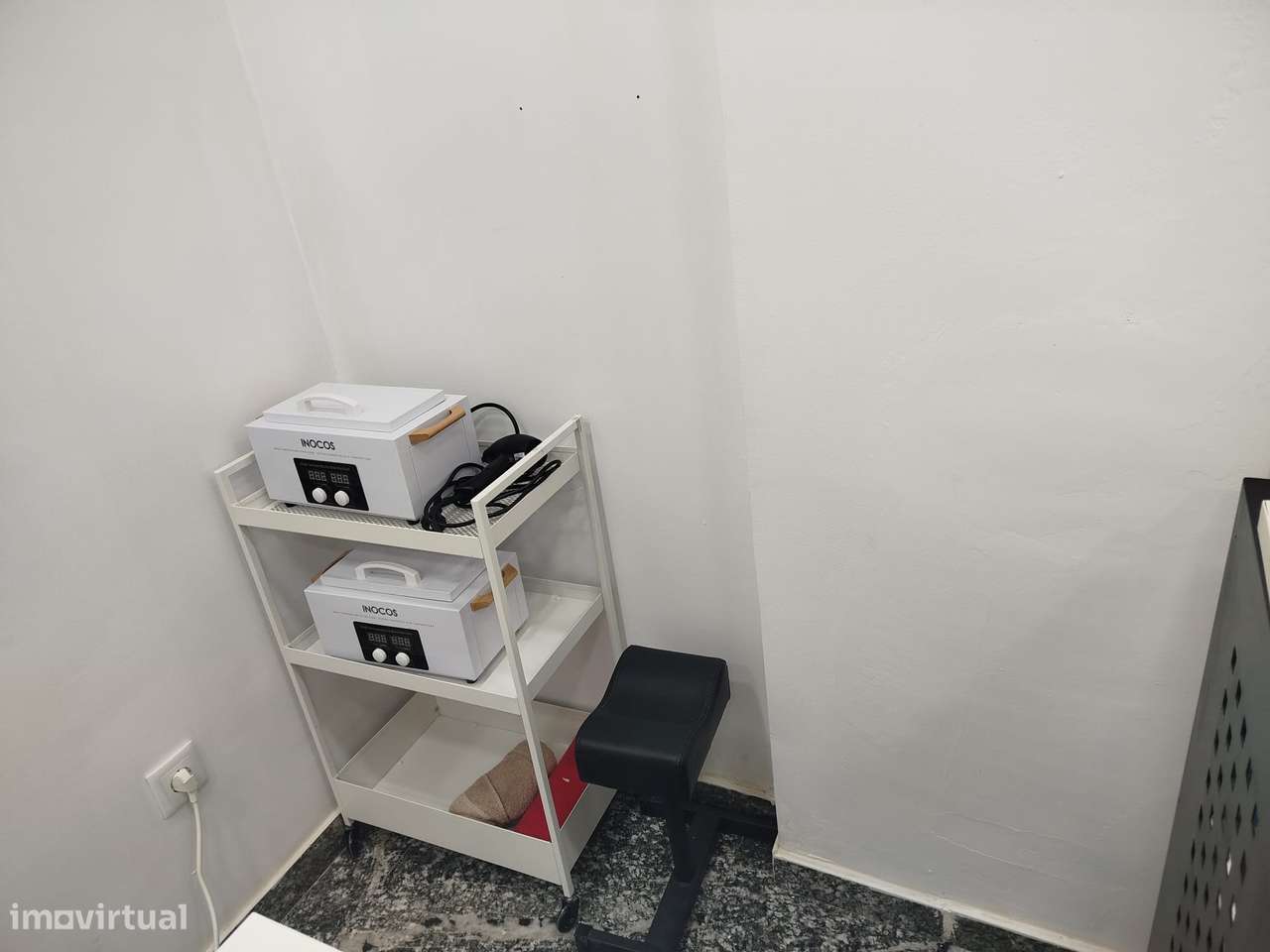 TRESPASSE | SALÃO DE BELEZA NO LUMIAR — PRONTO A FUNCIONAR 37 m² - Grande imagem: 4/28