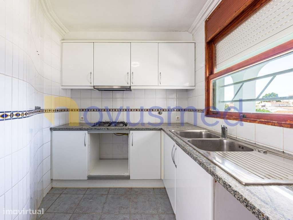 Moradia com Piscina na Zona Premium Areias São João, Albufeira-23
