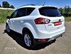 Ford Kuga 2.0 TDCi 2x4 Titanium - 12