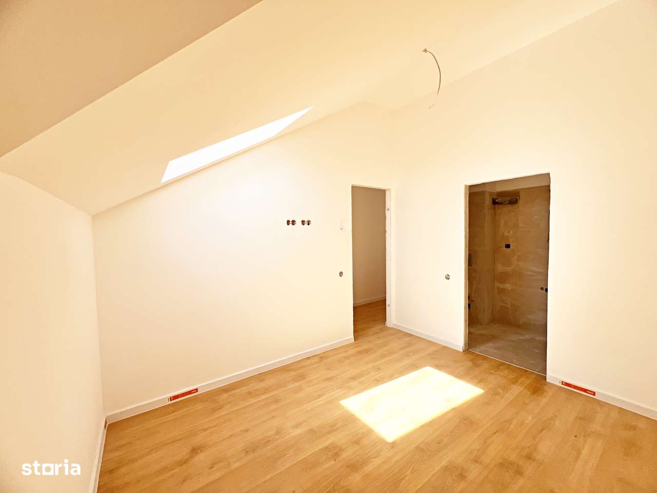 Apart. cu 2 cam. pe două nivele - Vila design modern în Cristian-Sibiu-3