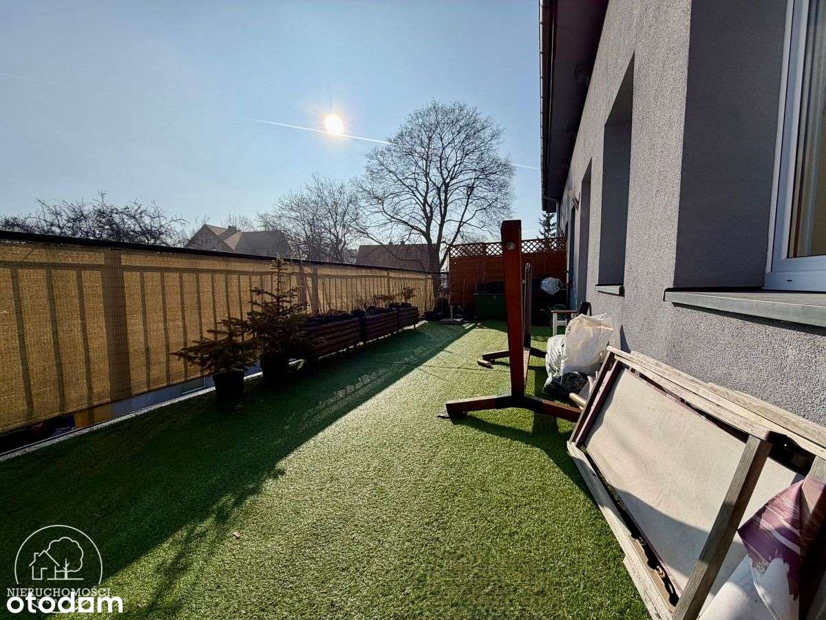 Dwupoziomowe M3 z tarasem i miejscami parkingowymi-15