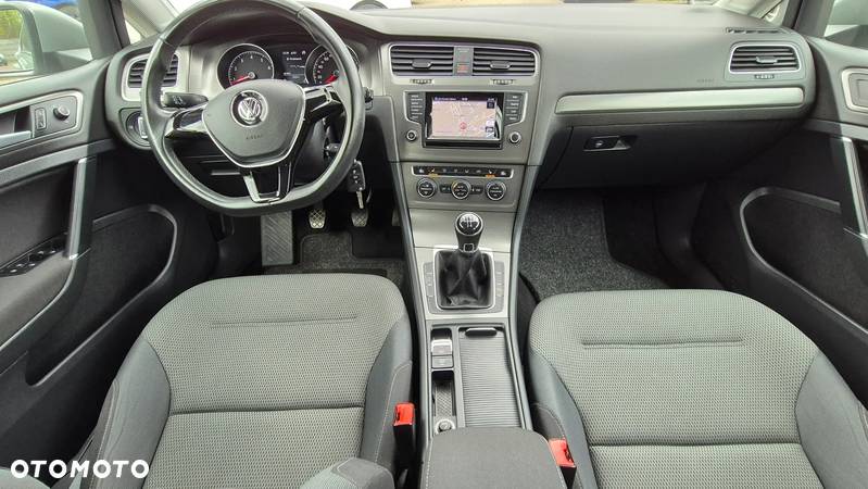 Volkswagen Golf 1.2 TSI BlueMotion Technology Comfortline - 8