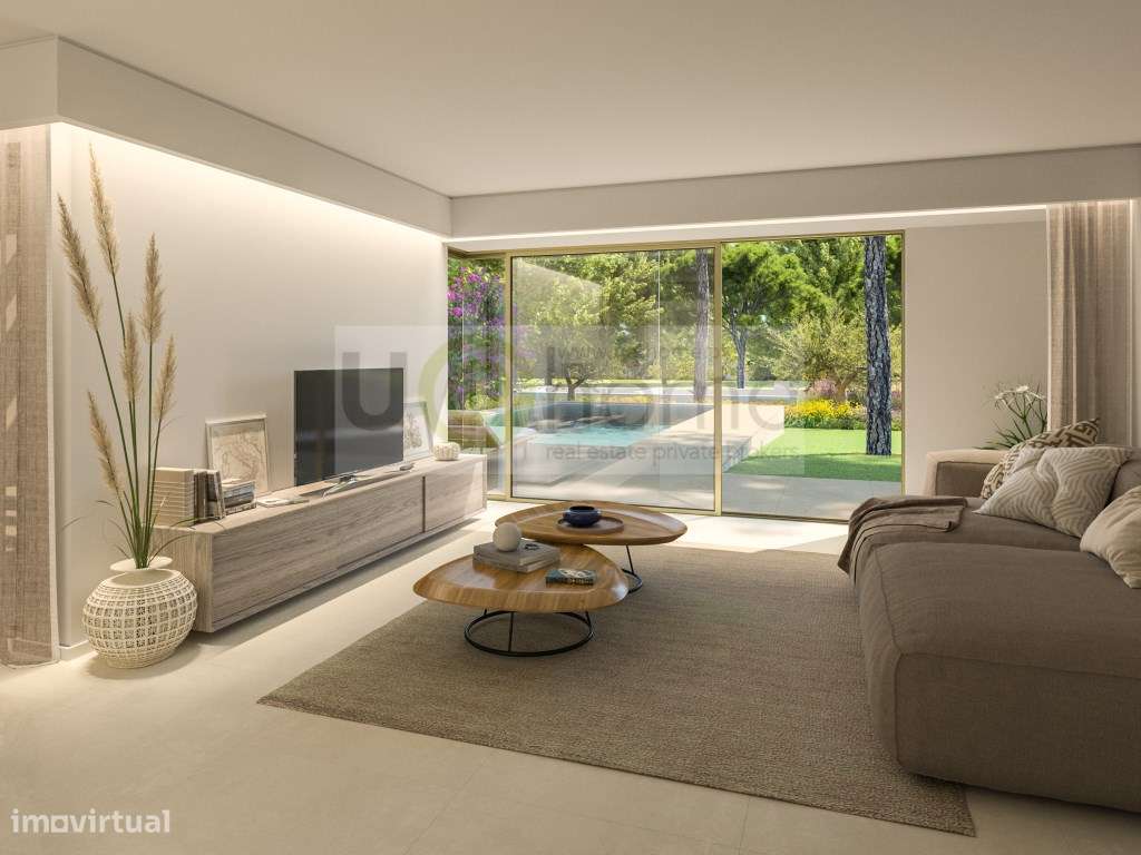 Moradia V4 em Vilamoura com piscina.-7