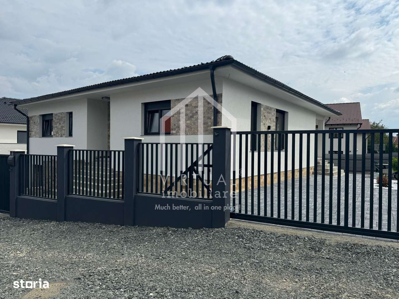 Casa individuala superba in Selimbar- 4 camere, 2 bai, garaj, terasa - Imagine principală: 2/7