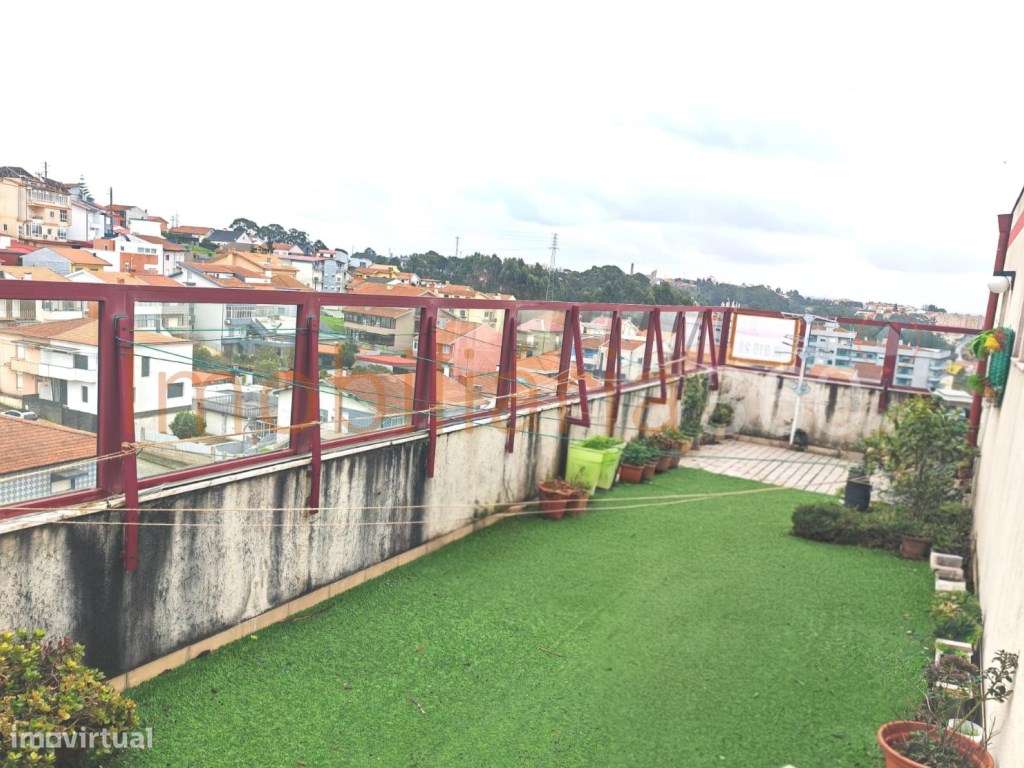 **Apartamento com Terraço em Fânzeres - Conforto e Luz Natural** - Grande imagem: 5/12