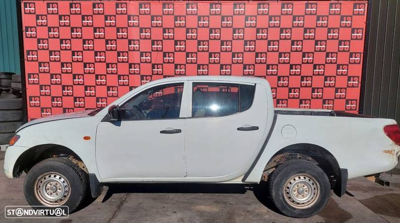 Viatura para PEÇAS Mitsubishi L200 4x4 2.5 DID 07´ - 1