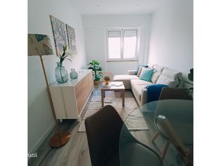 Apartamento T1+1 c/ Logradouro | São Domingos de Benfica,...