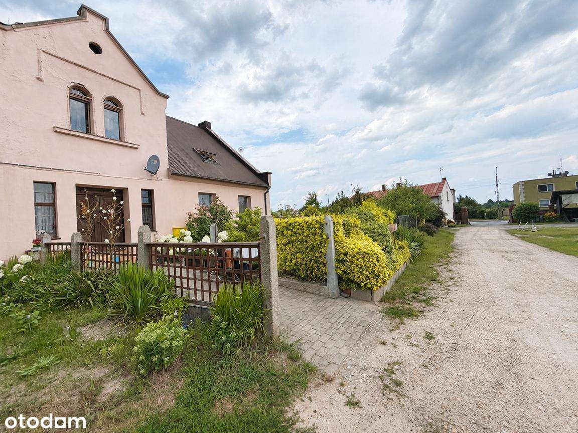 Połowa domu 124 m2 z dwoma niezależnymi mieszkaniami , działka 777 m².