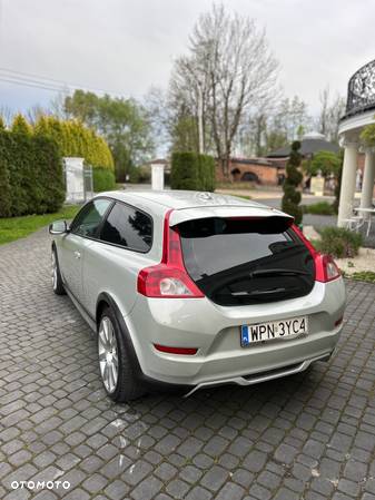 Volvo C30 D2 DRIVe Momentum - 4