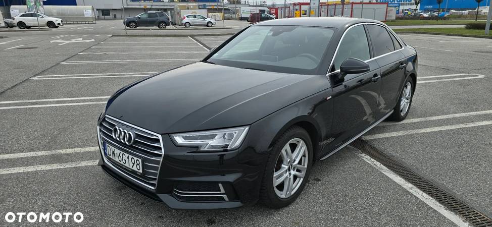 Audi A4 2.0 TFSI ultra S tronic - 2