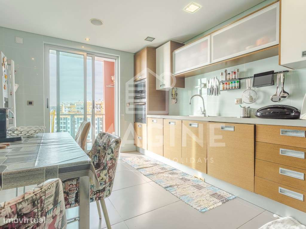 Apartamento T2 (3 assoalhadas) com terraço e magnífica vista para o...-12