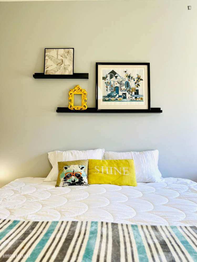Quarto - localizado em Olivais Coimbra - Grande imagem: 2/10