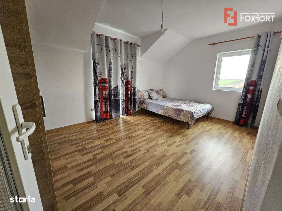 Casa individuala cu 7 camere, spatioasa in Sofronea-15