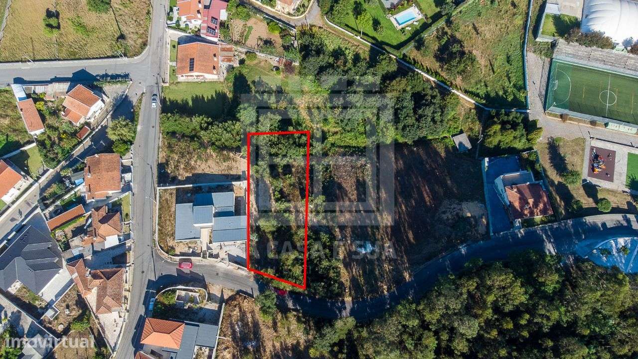 Terreno Urbano com 876 m2 com projeto aprovado em São João de Ver - Grande imagem: 3/17