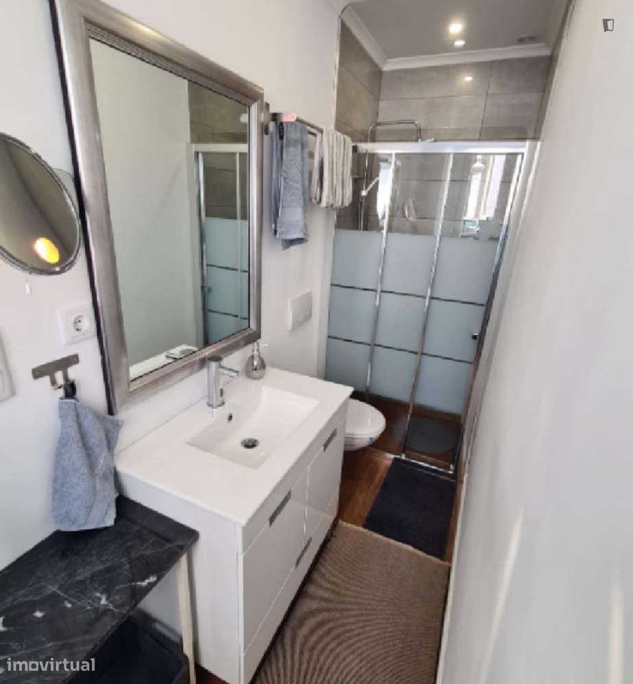 Quarto - localizado em Arroios Lisbon - Grande imagem: 5/10
