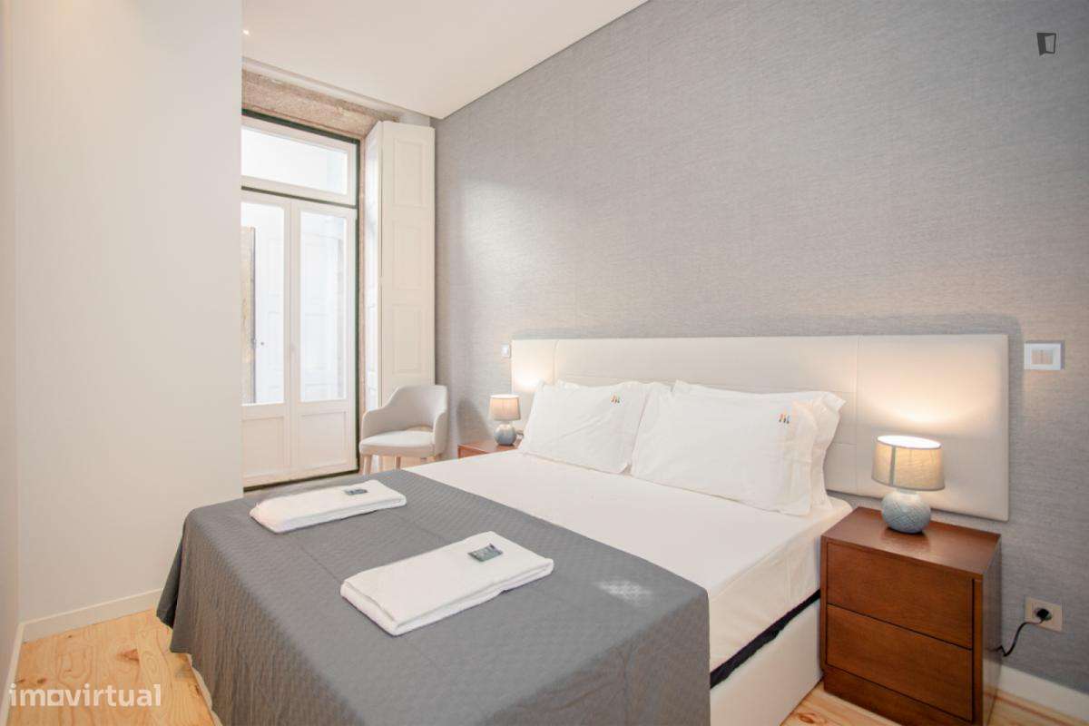 Apartamento com 1 quartos - localizado em Sé Porto - Grande imagem: 5/19