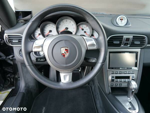 Porsche 911 Turbo Tiptronic S - 28