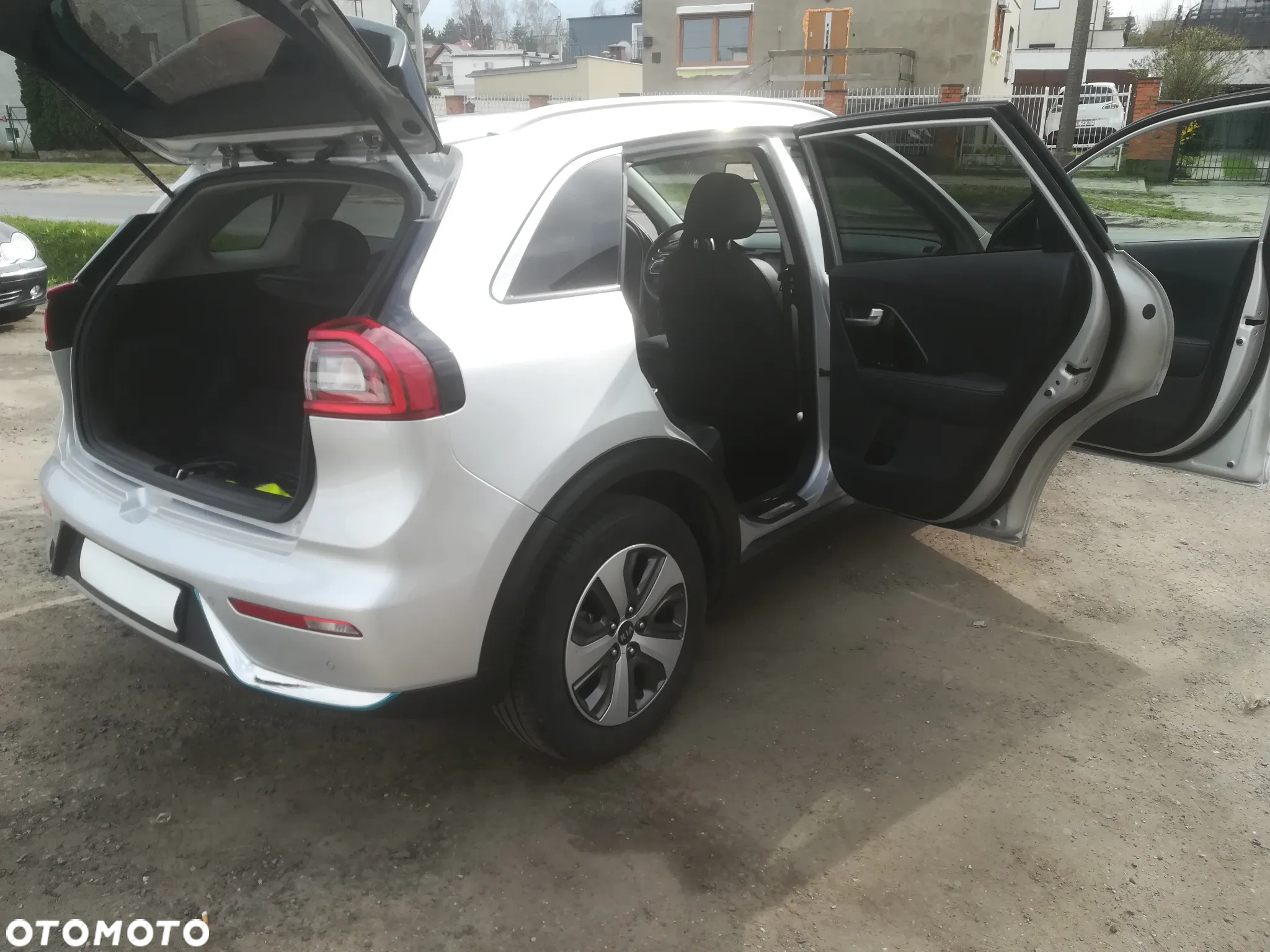 Kia Niro 1.6 GDI PHEV 2WD Spirit - 13