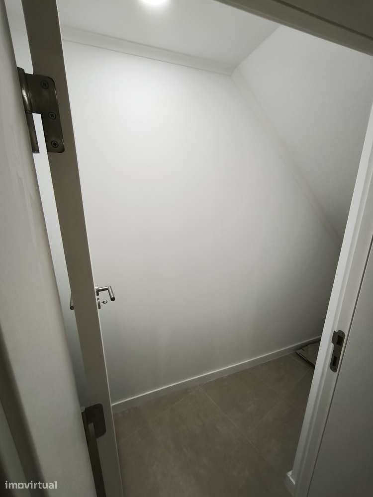 ARRENDAMENTO LOJA ALMADA - Grande imagem: 4/7