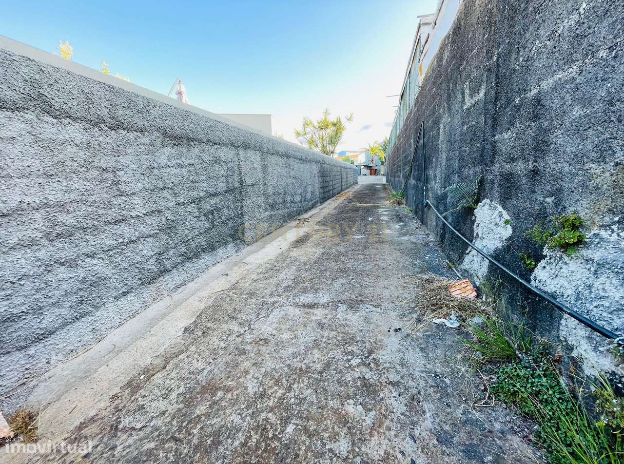 Moradia T3 Térrea em Santo António – Próximo ao Madeira Shopping-20