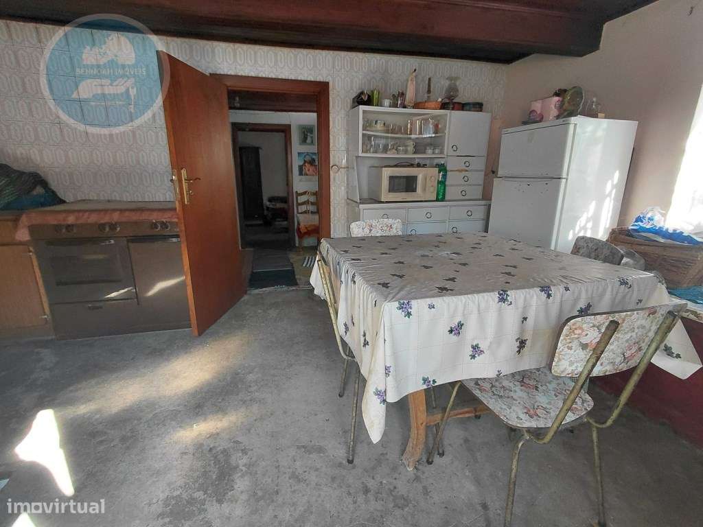 Casa Rústica em Pedra com Terreno para Restauro - Cambeses, Cabecei...-13