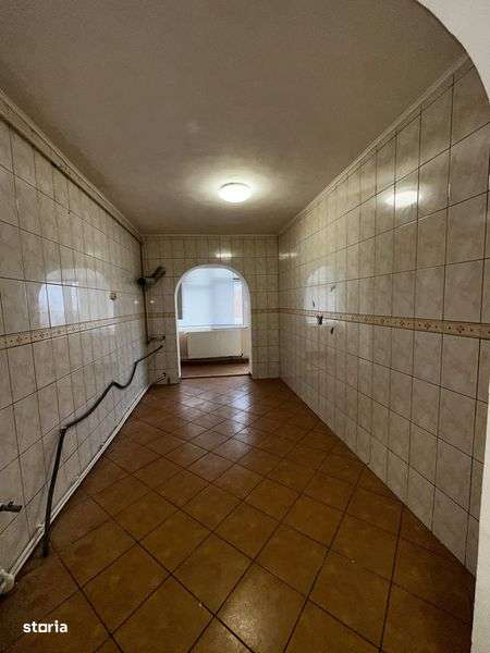 Apartament 3 camere de vanzare - Imagine principală: 4/8