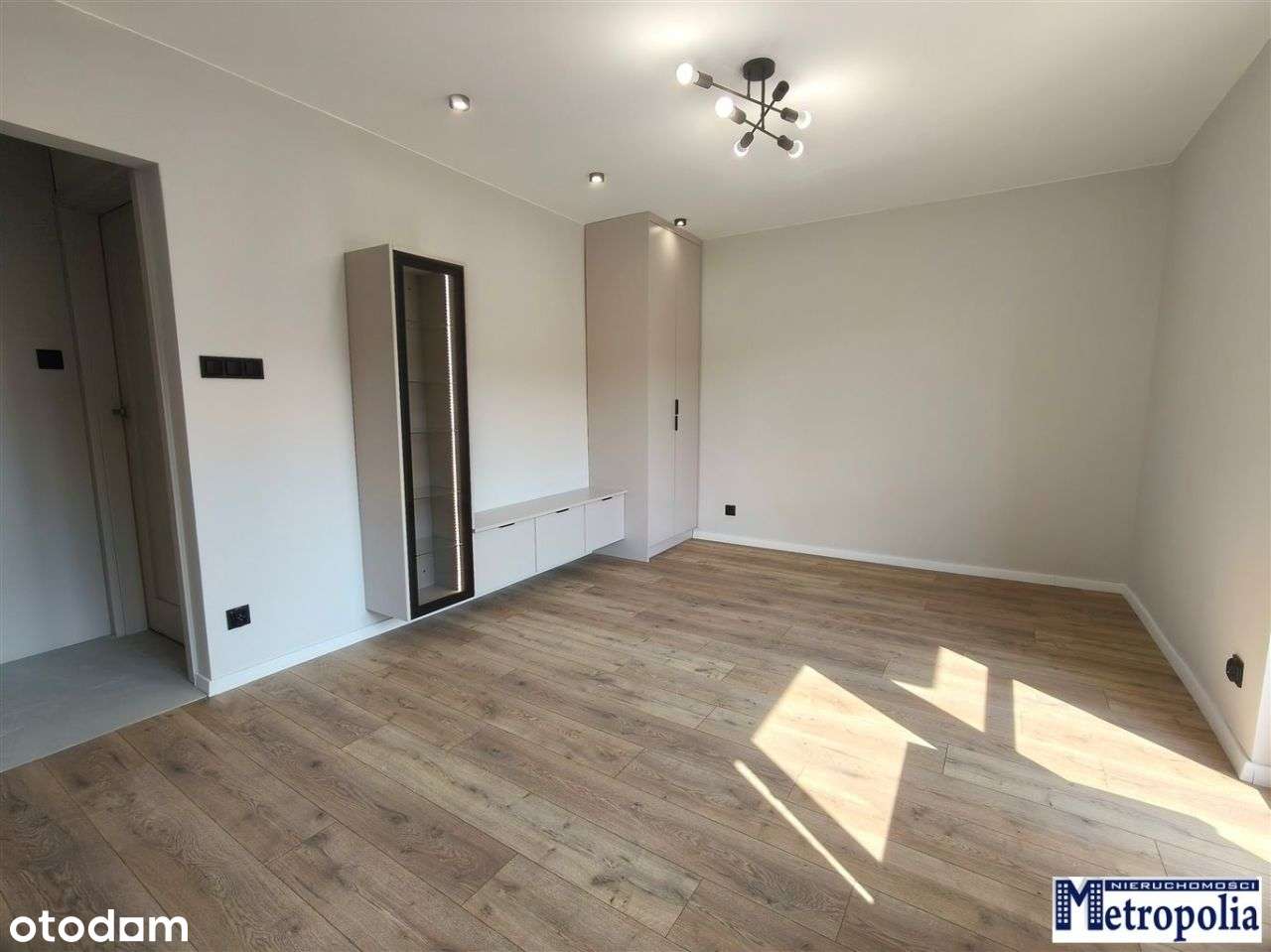 OKAZJA!!!!Nowoczesne 2 pokoje/ Po Remoncie - Pełny obrazek: 3/7