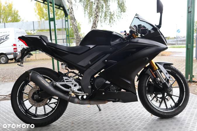 Yamaha YZF - 5