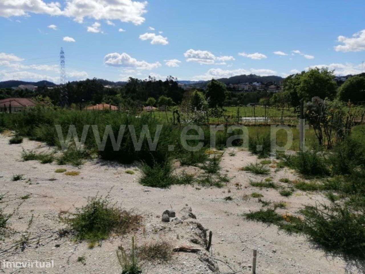 Terreno para construção com 886 m2 em Golães - Grande imagem: 4/9