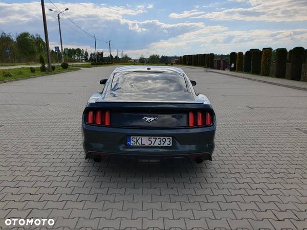Ford Mustang 2.3 EcoBoost - 17