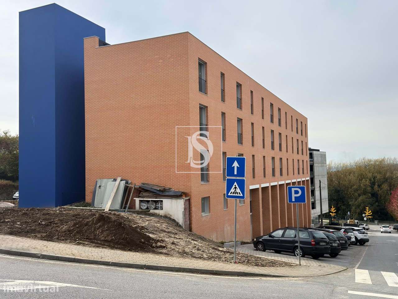 Apartamento T1 em Azurém - Grande imagem: 3/28